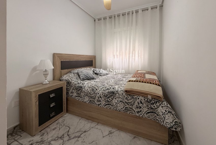 Odsprzedaż - MIESZKANIE -
TORREVIEJA - 