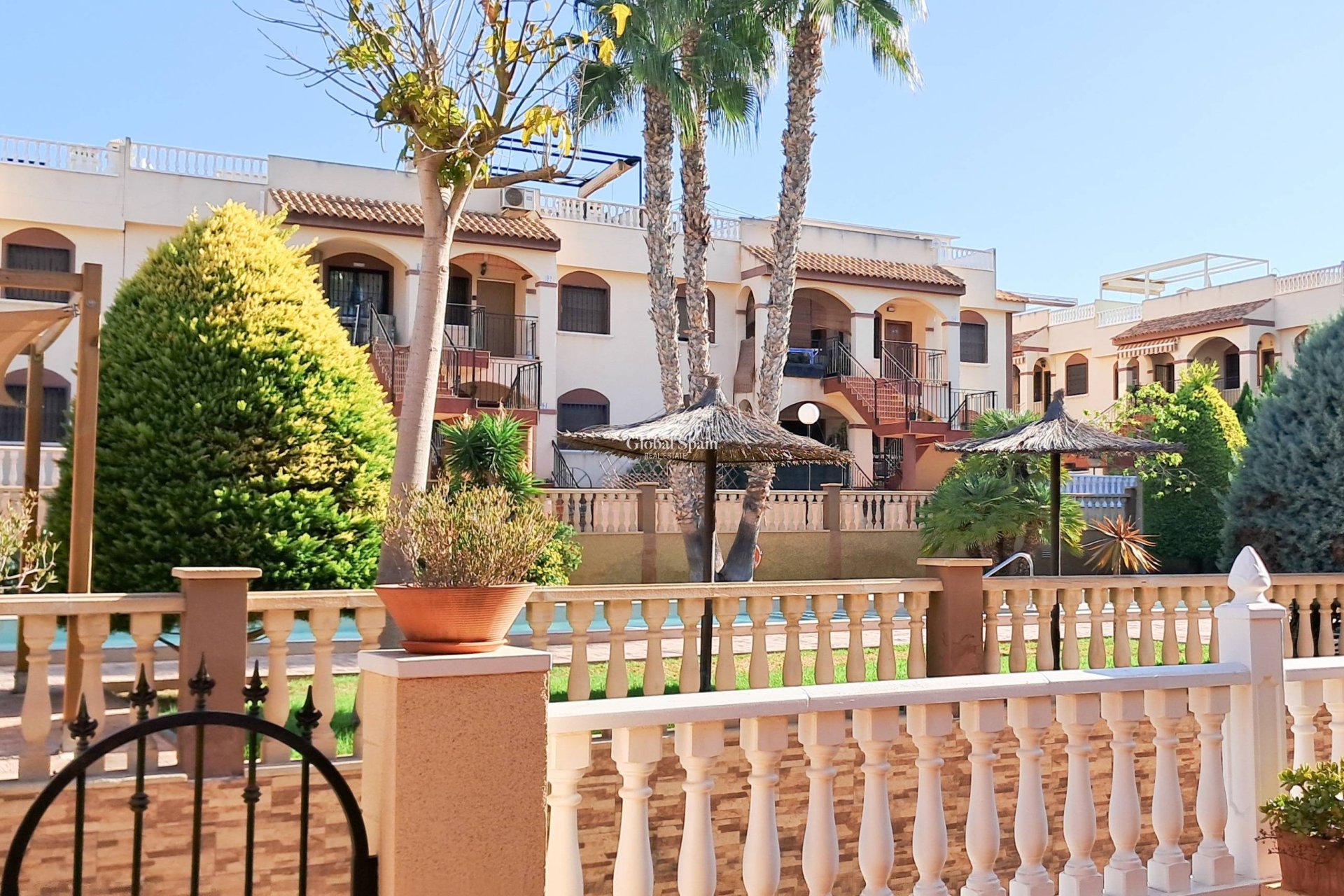 Odsprzedaż - MIESZKANIE -
TORREVIEJA - 