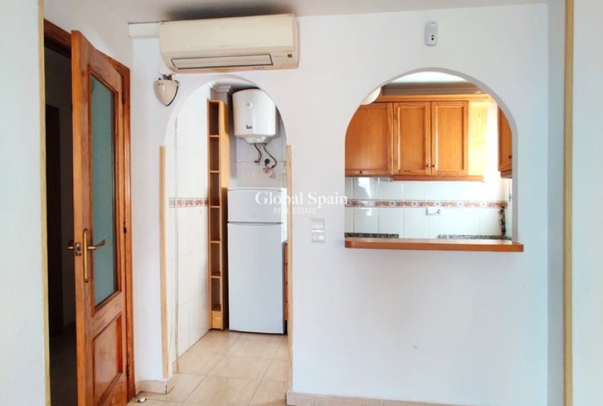 Odsprzedaż - MIESZKANIE -
TORREVIEJA - 