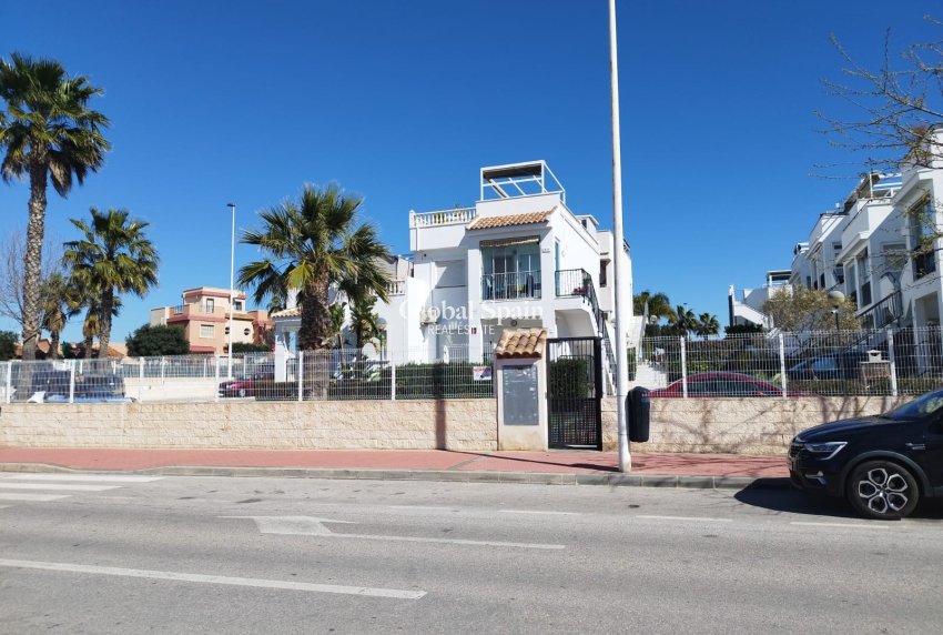 Odsprzedaż - MIESZKANIE -
TORREVIEJA - 
