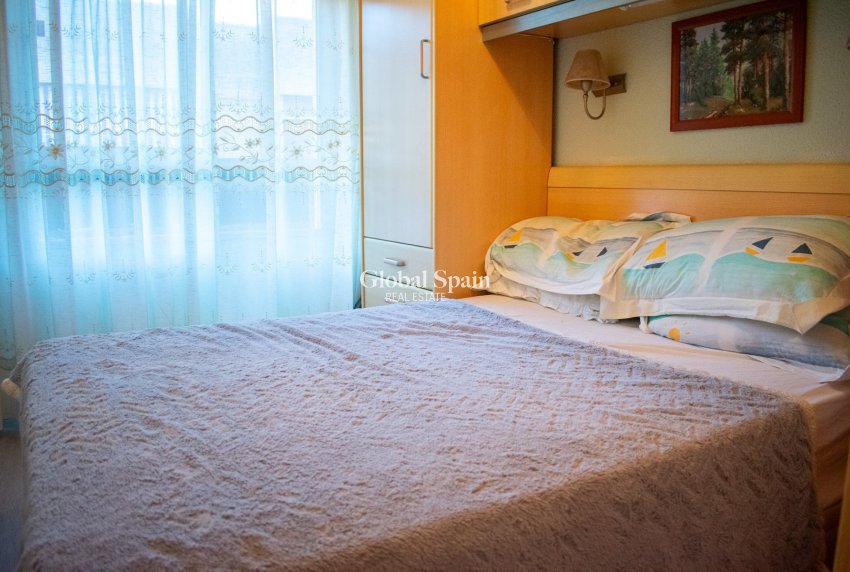 Odsprzedaż - MIESZKANIE -
TORREVIEJA - 