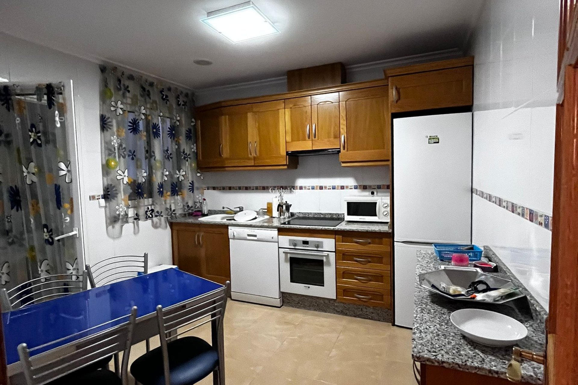 Odsprzedaż - MIESZKANIE -
TORREVIEJA - 