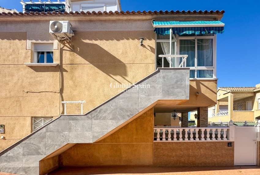 Odsprzedaż - MIESZKANIE -
TORREVIEJA - 