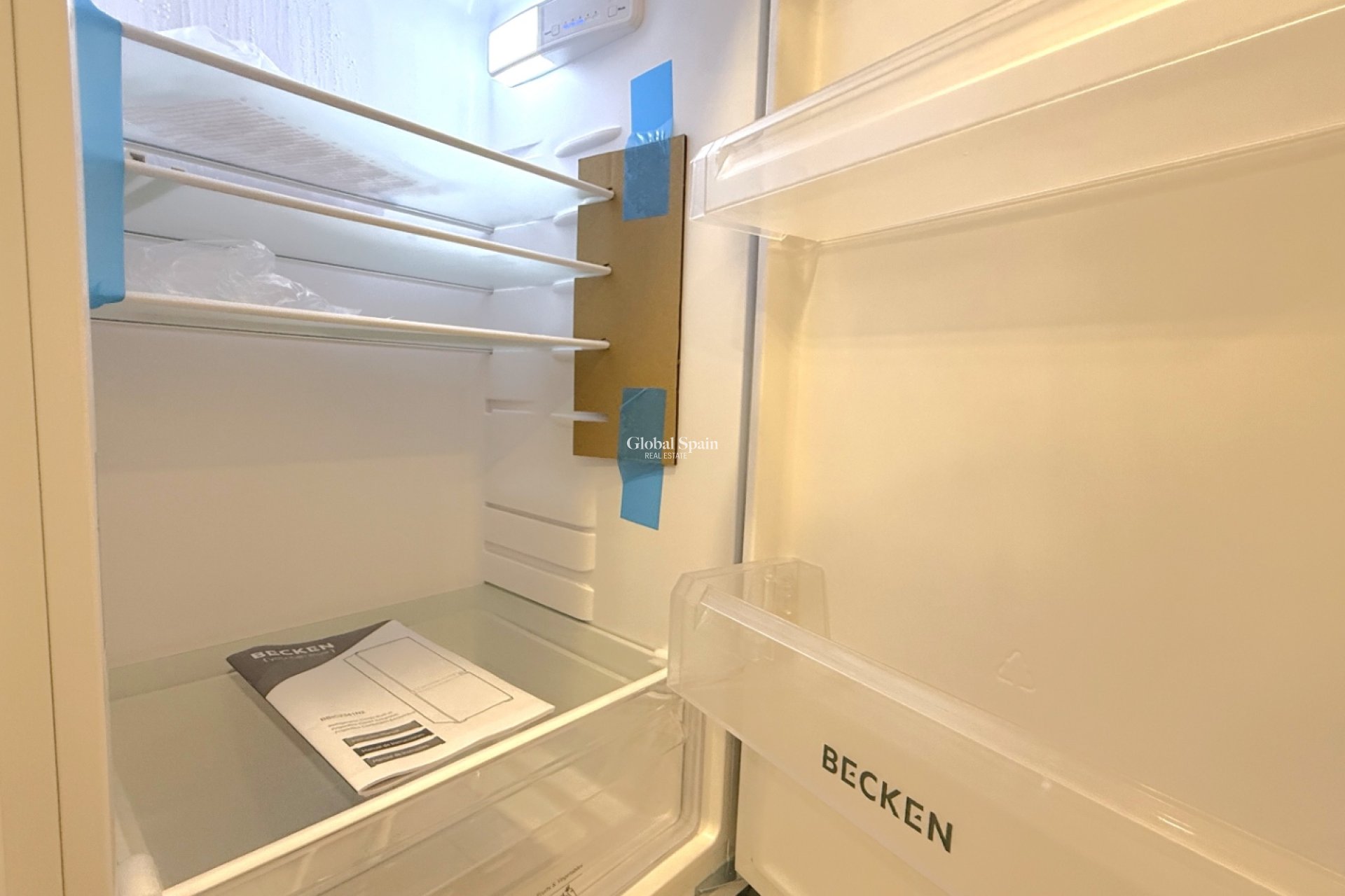 Odsprzedaż - MIESZKANIE -
TORREVIEJA - 