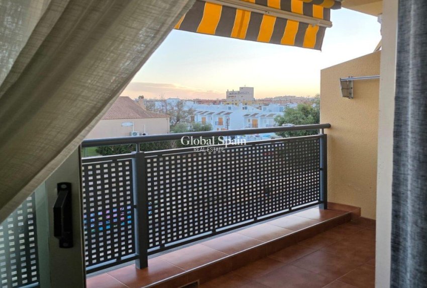 Odsprzedaż - MIESZKANIE -
TORREVIEJA - 