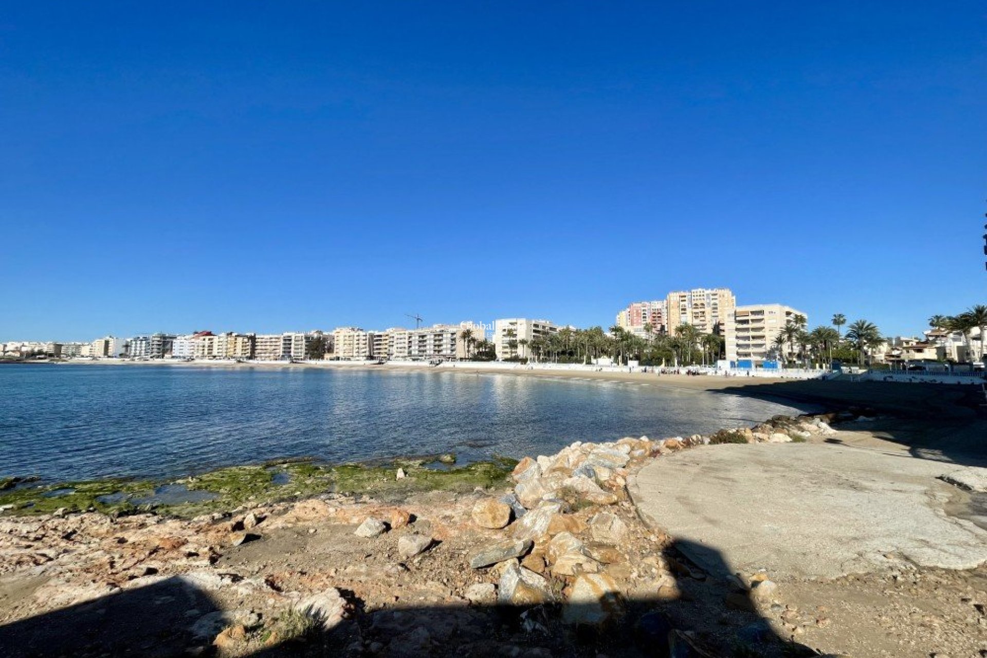 Odsprzedaż - MIESZKANIE -
TORREVIEJA - 
