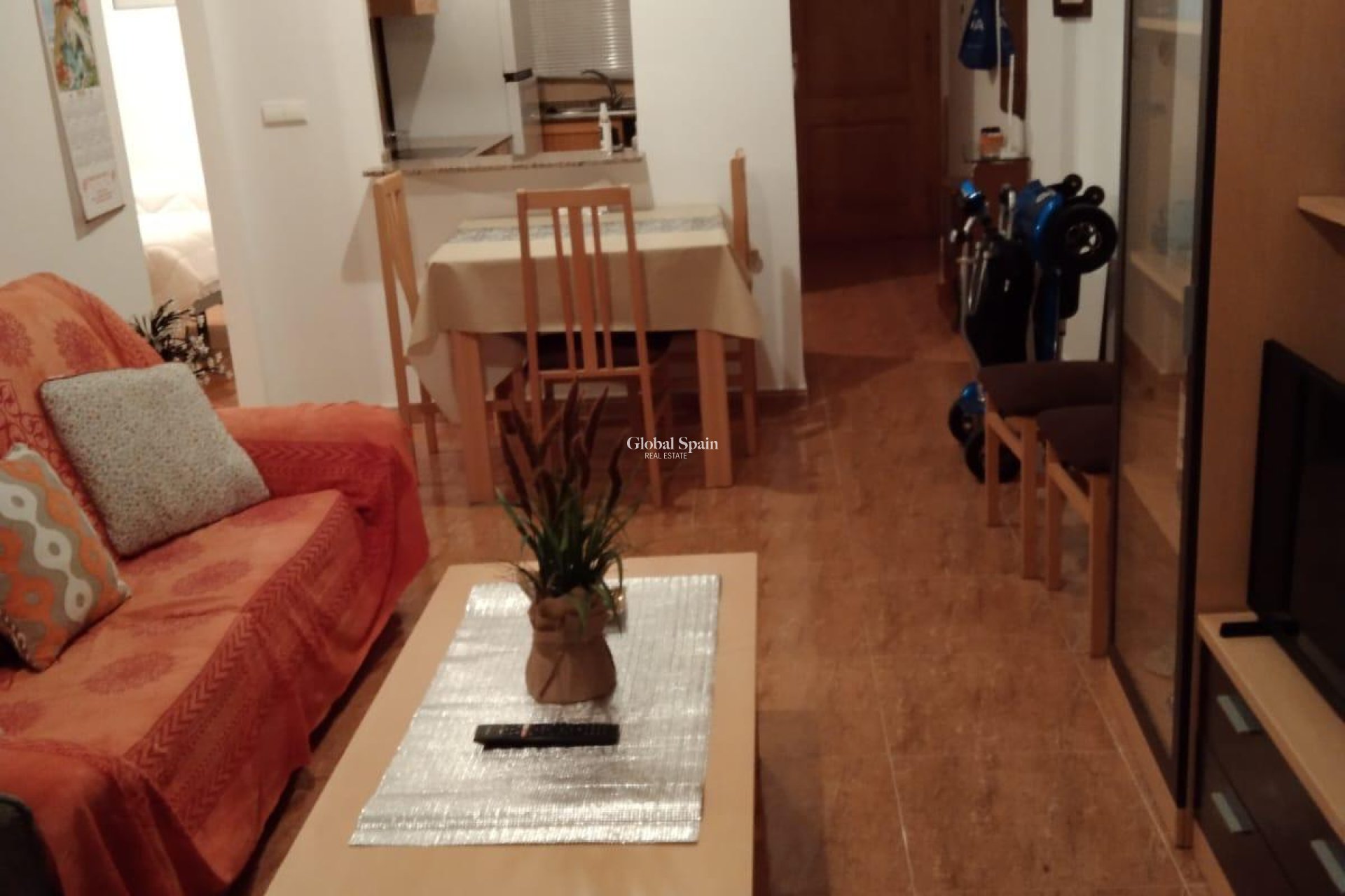 Odsprzedaż - MIESZKANIE -
TORREVIEJA - 