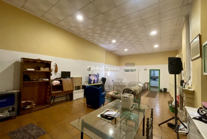 Odsprzedaż - MIESZKANIE -
TORREVIEJA - 