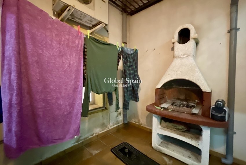 Odsprzedaż - MIESZKANIE -
TORREVIEJA - 