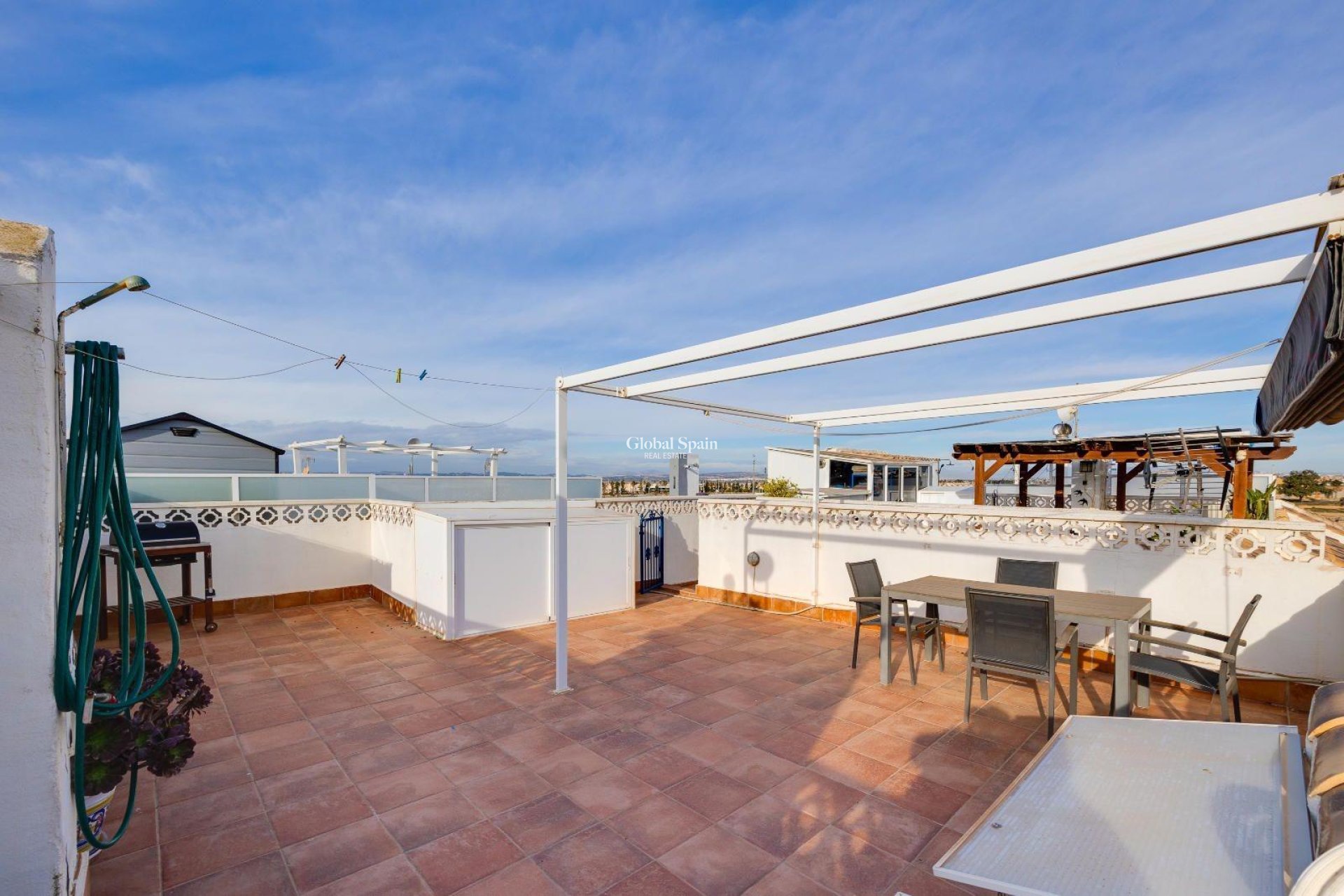 Odsprzedaż - MIESZKANIE -
TORREVIEJA - 
