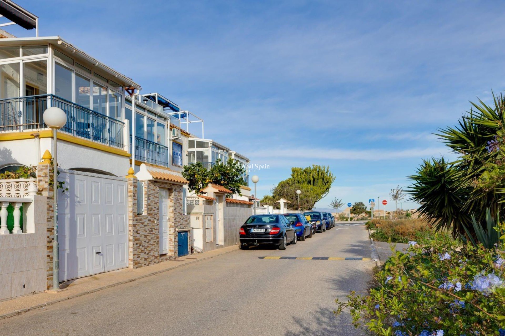Odsprzedaż - MIESZKANIE -
TORREVIEJA - 