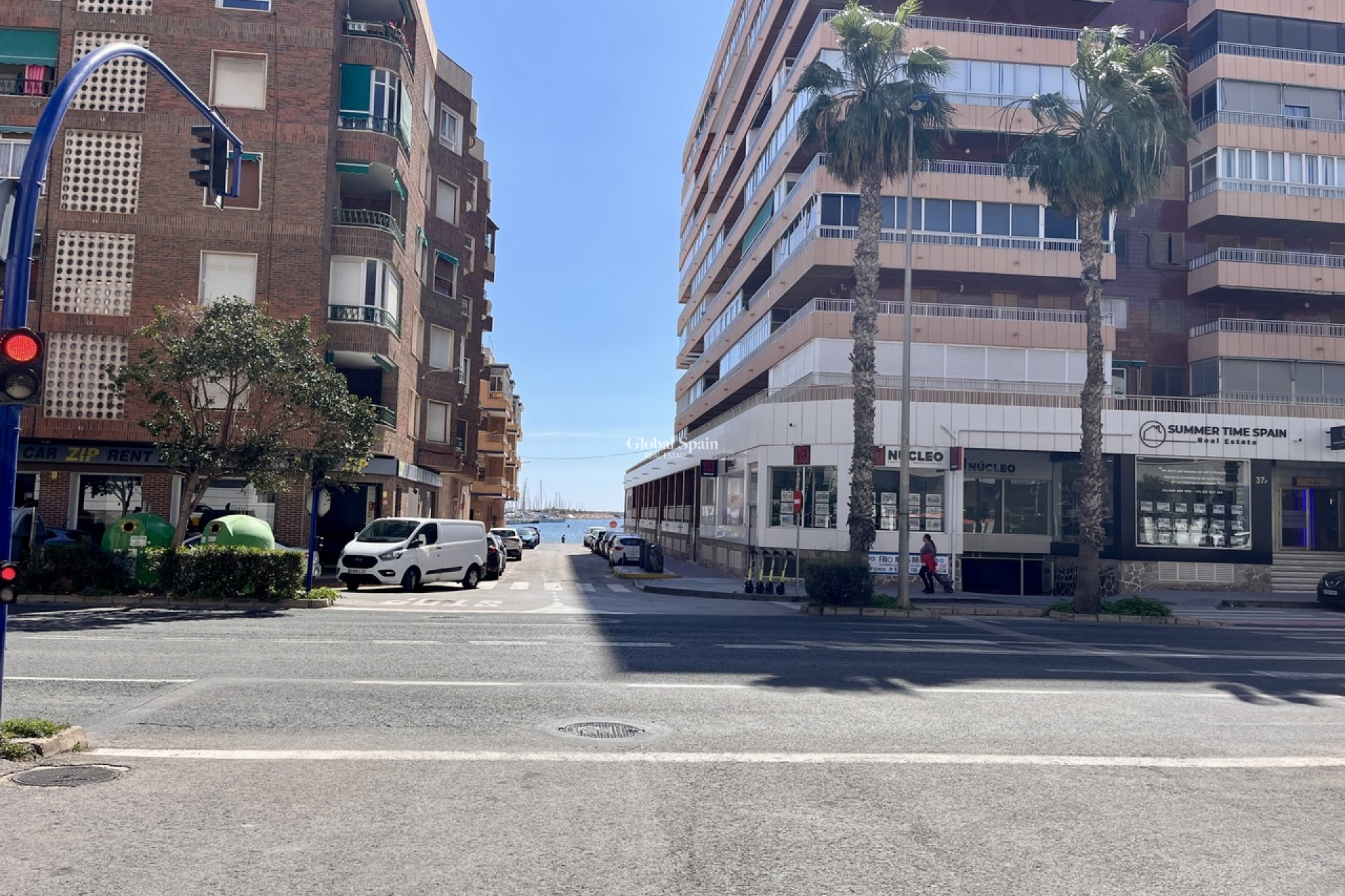 Odsprzedaż - MIESZKANIE -
TORREVIEJA - 