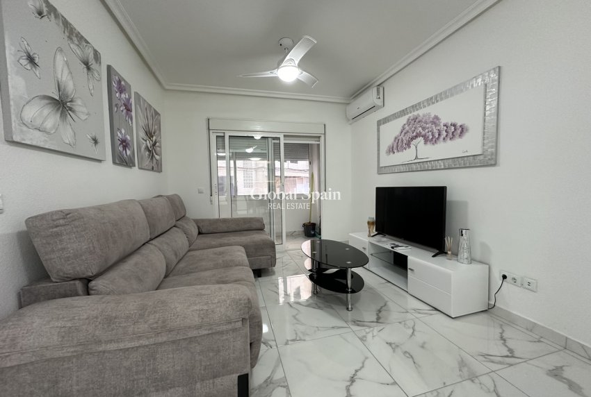 Odsprzedaż - MIESZKANIE -
TORREVIEJA - 