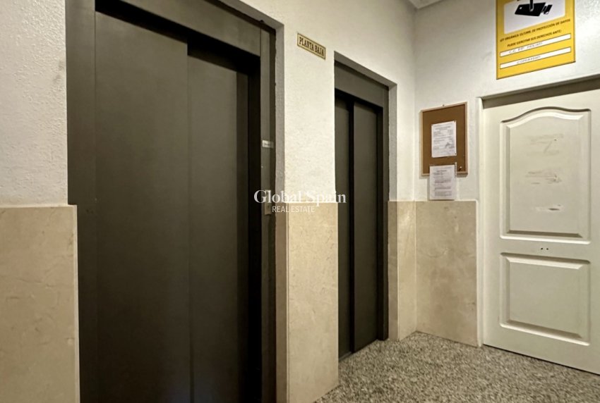Odsprzedaż - MIESZKANIE -
TORREVIEJA - 