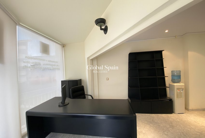 Odsprzedaż - MIESZKANIE -
TORREVIEJA - 