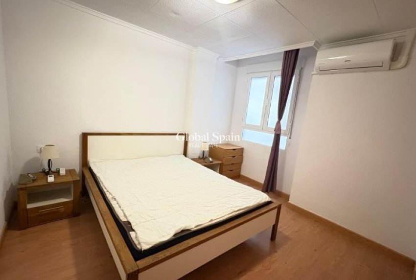 Odsprzedaż - MIESZKANIE -
TORREVIEJA - 