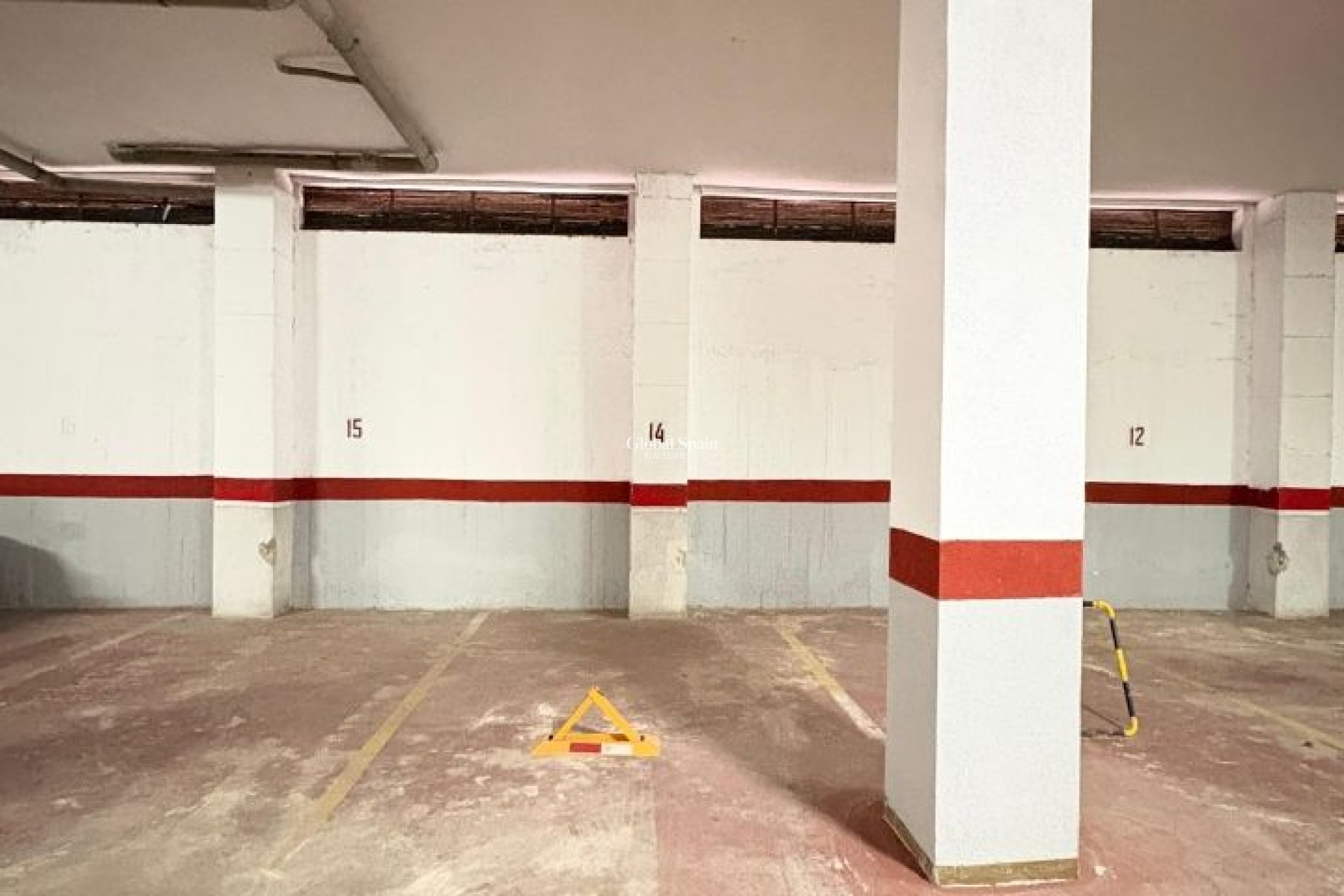 Odsprzedaż - MIESZKANIE -
TORREVIEJA - 