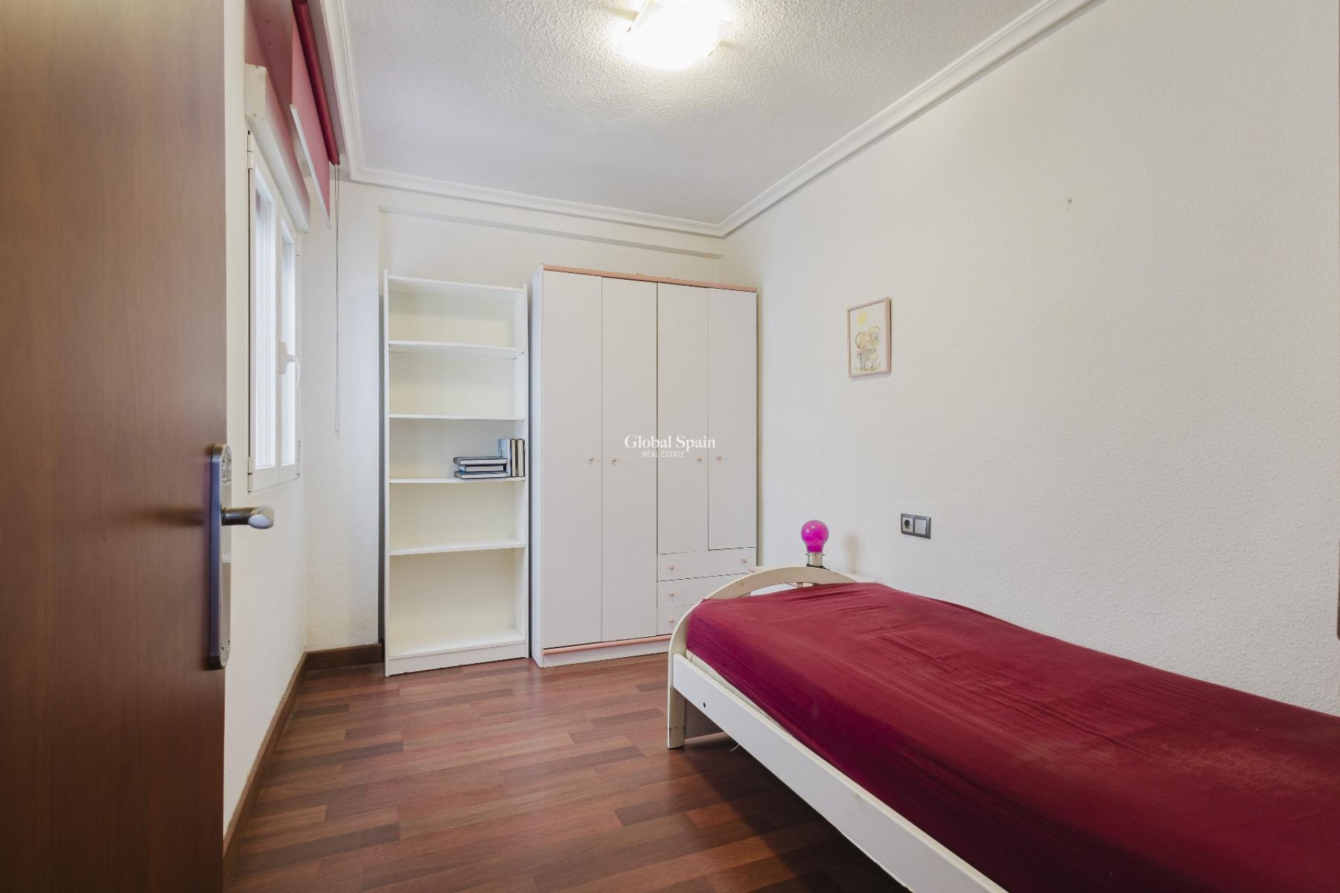 Odsprzedaż - MIESZKANIE -
TORREVIEJA - 