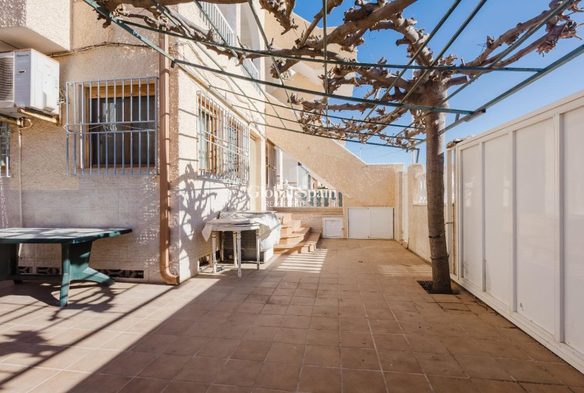 Odsprzedaż - MIESZKANIE -
TORREVIEJA - 