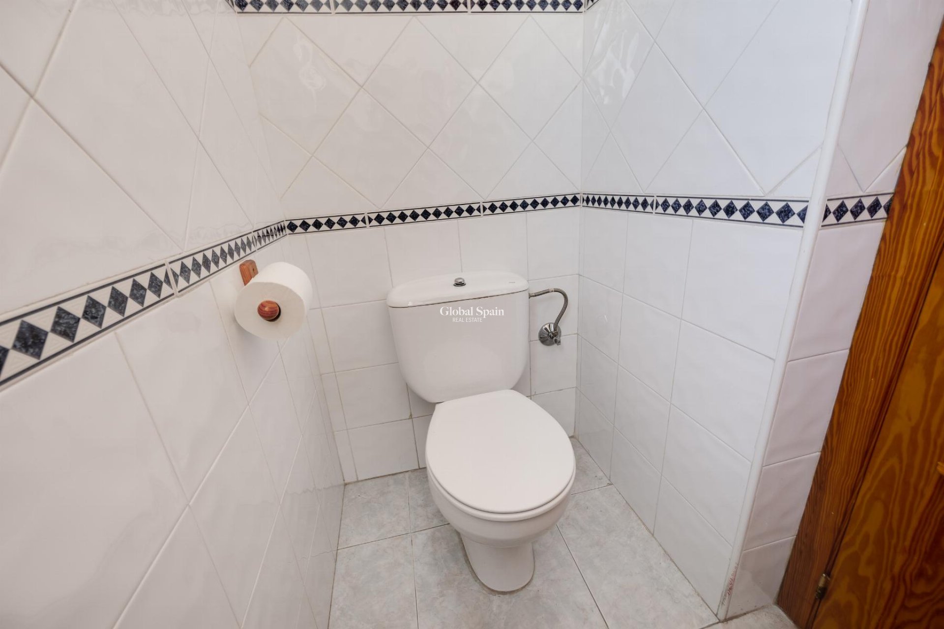 Odsprzedaż - MIESZKANIE -
TORREVIEJA - 