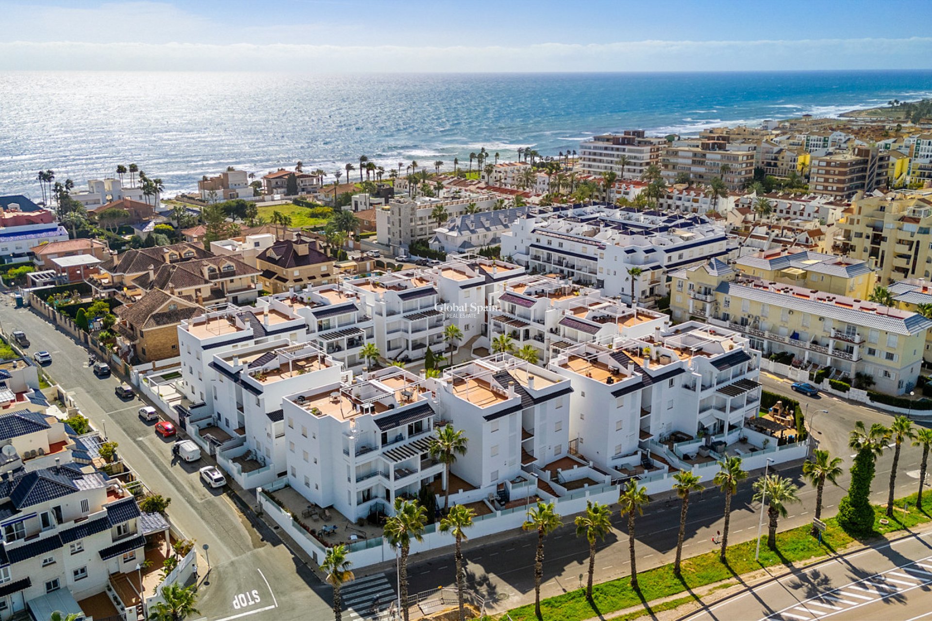 Odsprzedaż - MIESZKANIE -
TORREVIEJA - 