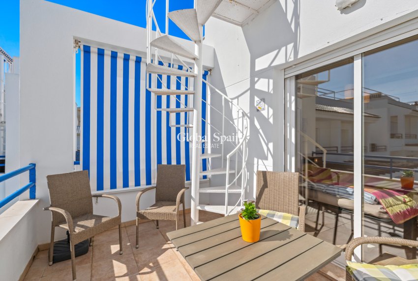 Odsprzedaż - MIESZKANIE -
TORREVIEJA - 