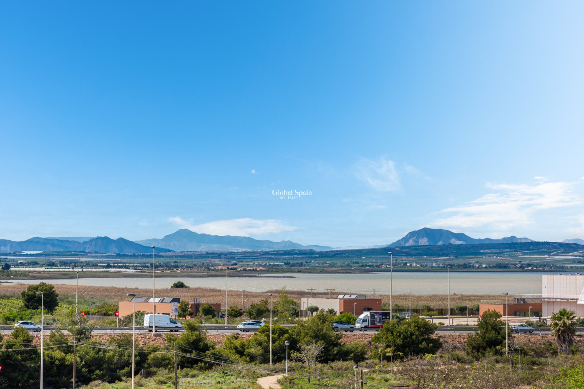 Odsprzedaż - MIESZKANIE -
TORREVIEJA - 