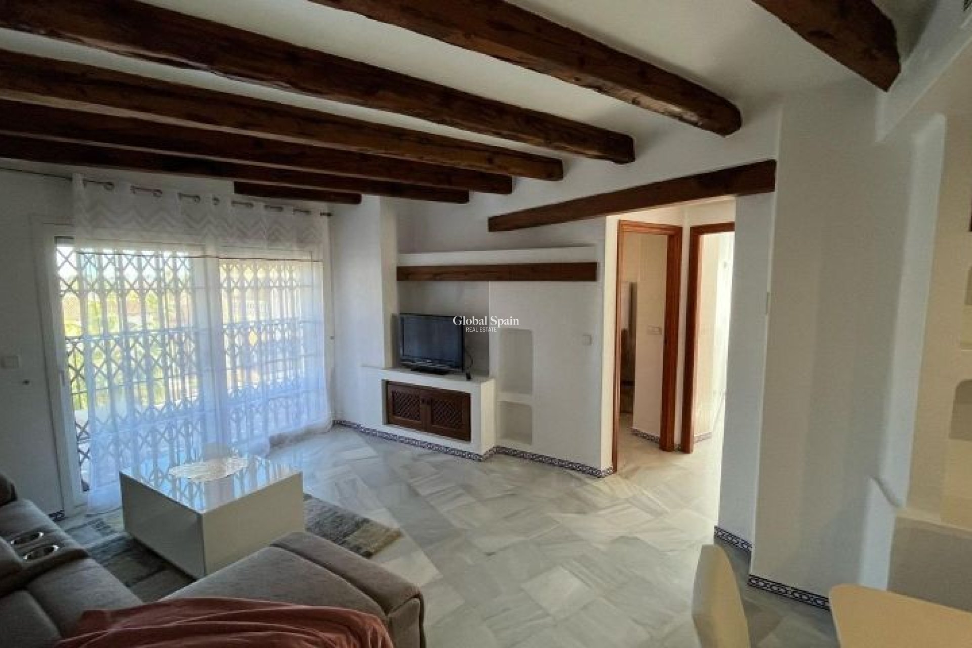 Odsprzedaż - MIESZKANIE -
TORREVIEJA - 