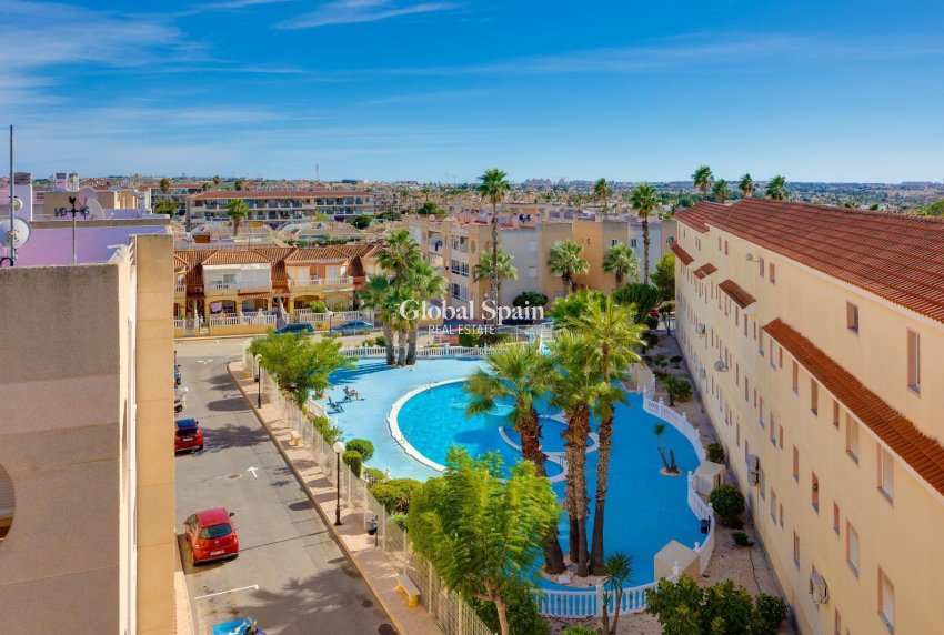 Odsprzedaż - MIESZKANIE -
TORREVIEJA - 