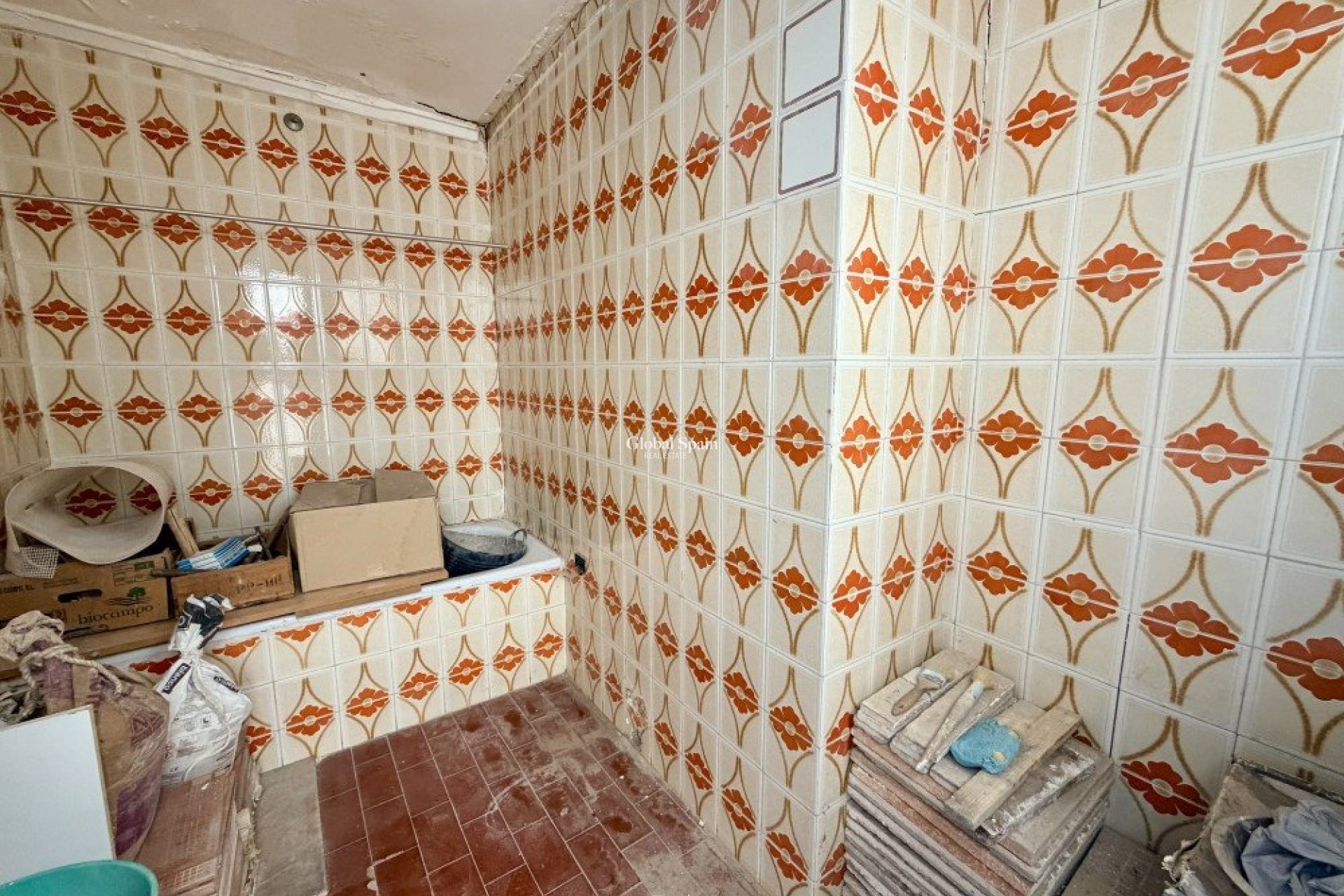 Odsprzedaż - MIESZKANIE -
TORREVIEJA - 