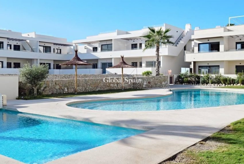 Odsprzedaż - MIESZKANIE -
TORREVIEJA - 