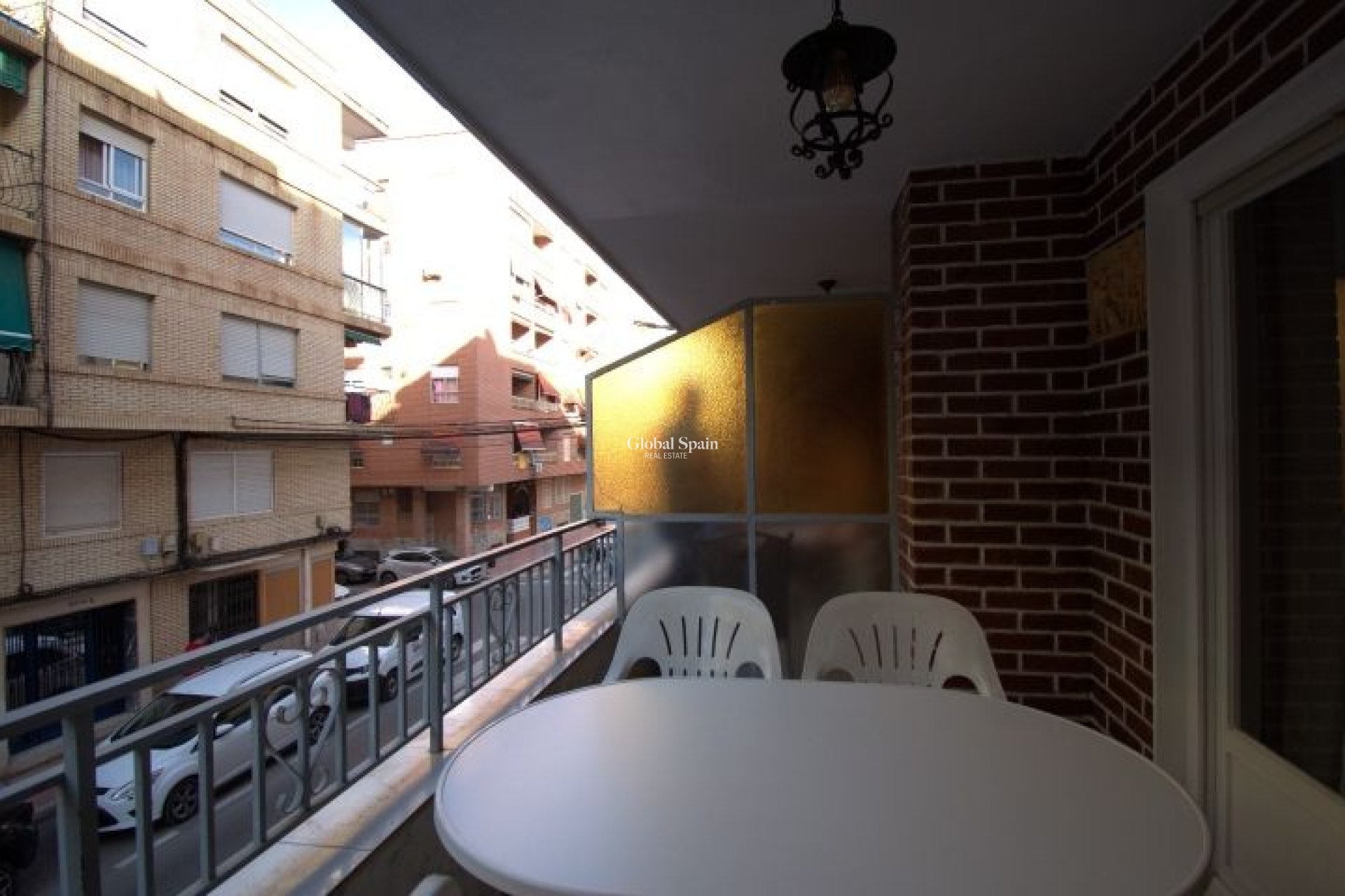 Odsprzedaż - MIESZKANIE -
TORREVIEJA - 