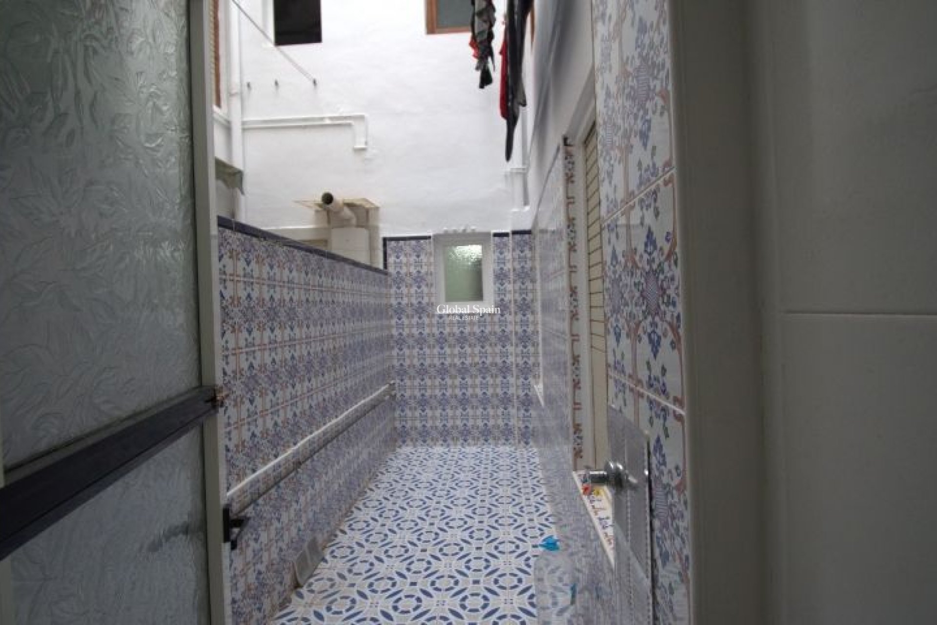 Odsprzedaż - MIESZKANIE -
TORREVIEJA - 