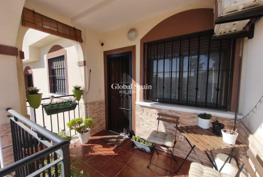 Odsprzedaż - MIESZKANIE -
TORREVIEJA - 