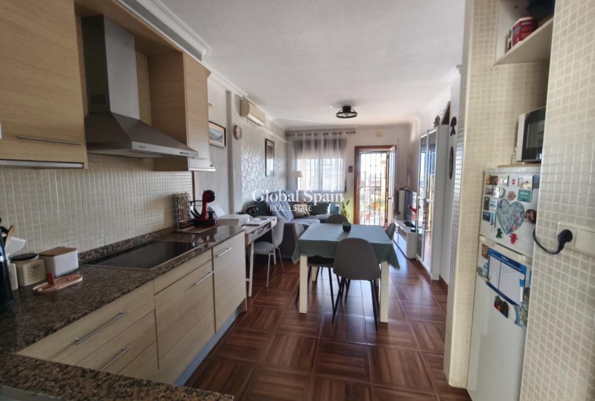 Odsprzedaż - MIESZKANIE -
TORREVIEJA - 