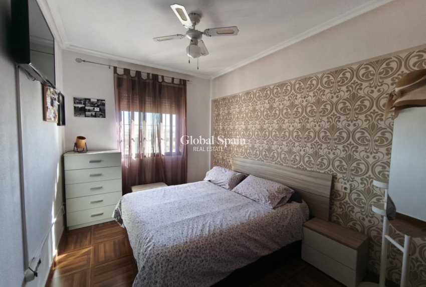 Odsprzedaż - MIESZKANIE -
TORREVIEJA - 