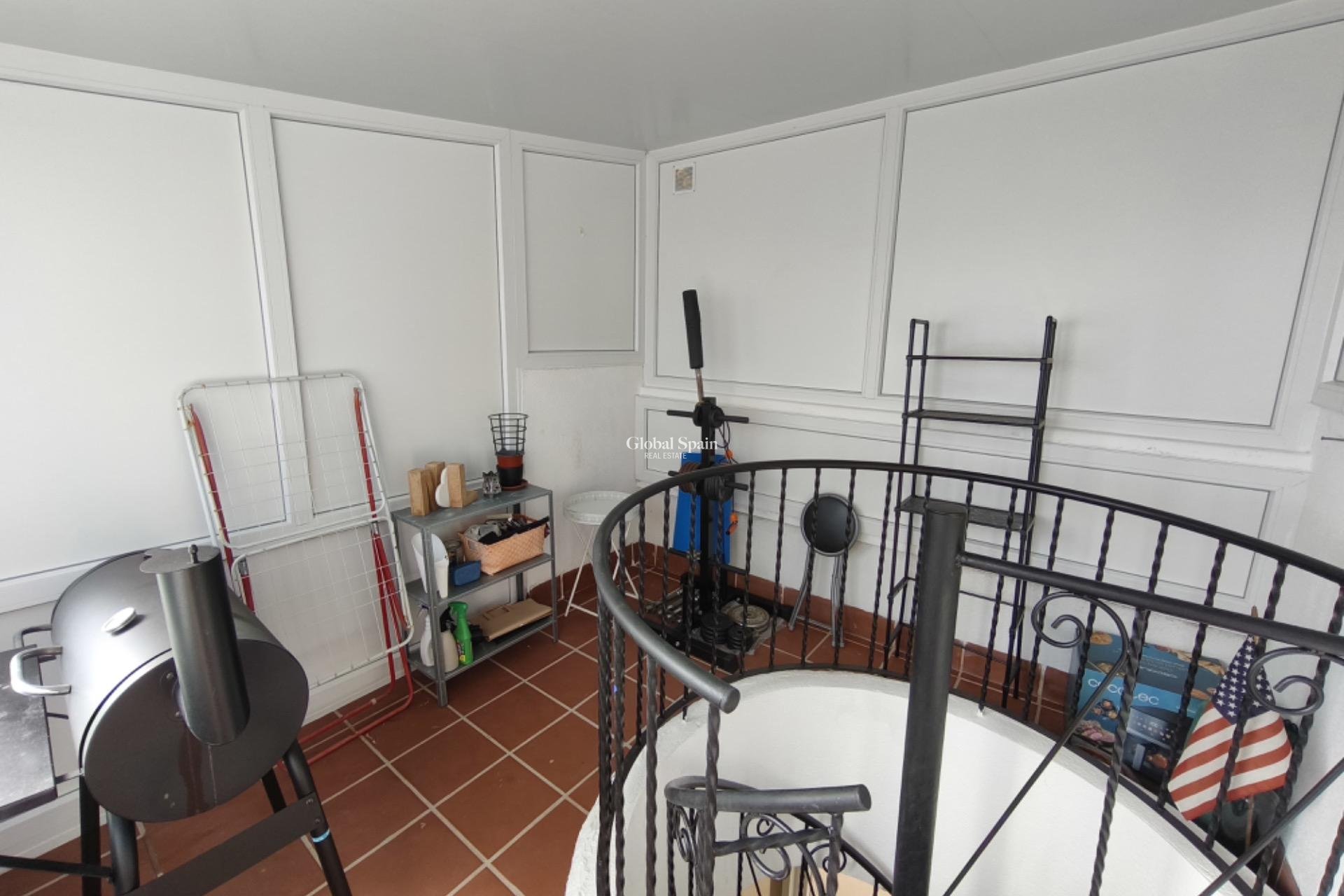 Odsprzedaż - MIESZKANIE -
TORREVIEJA - 