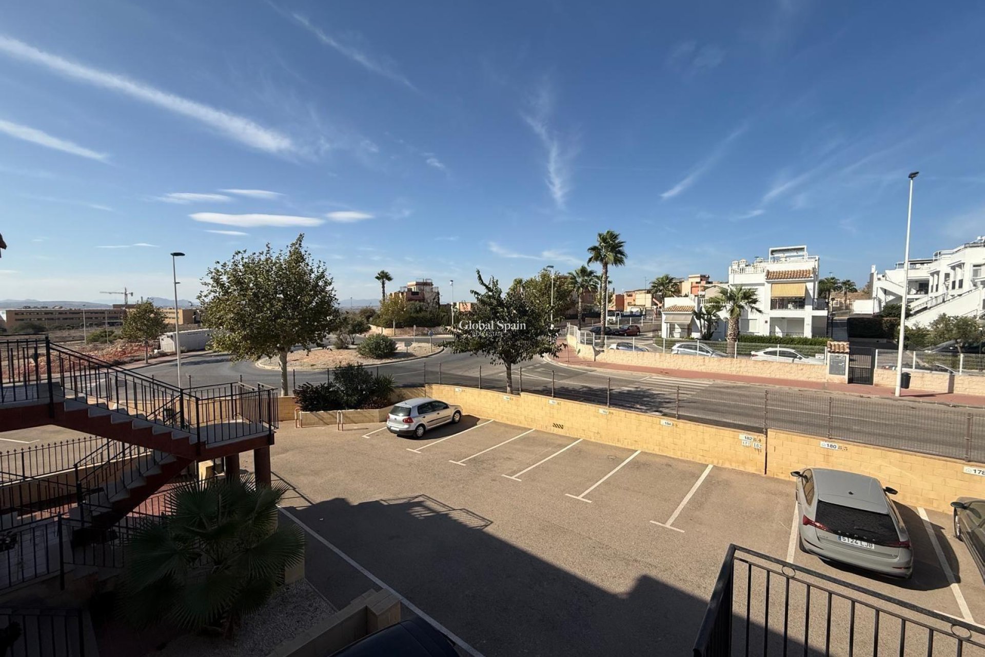 Odsprzedaż - MIESZKANIE -
TORREVIEJA - 