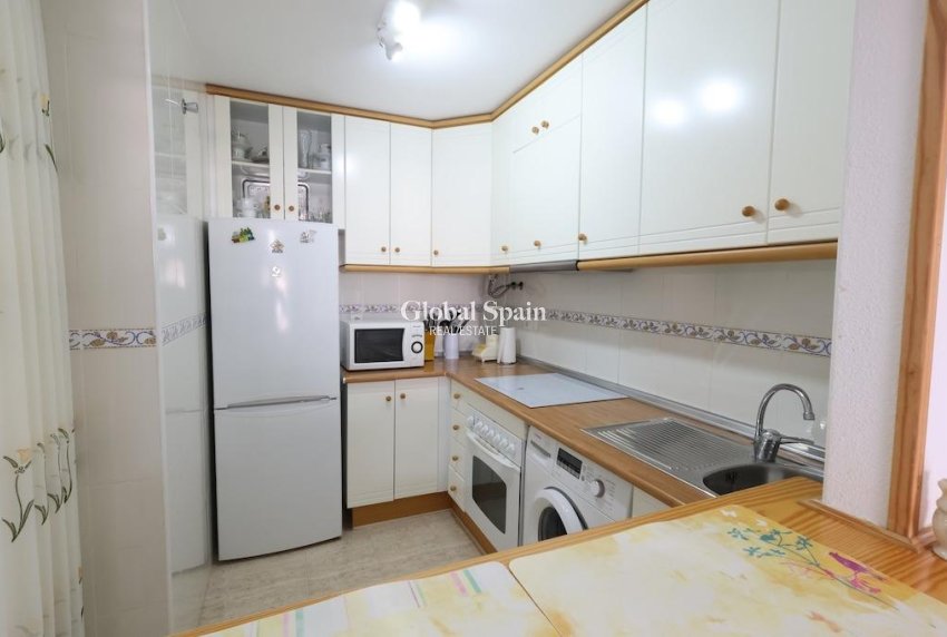 Odsprzedaż - MIESZKANIE -
TORREVIEJA - 