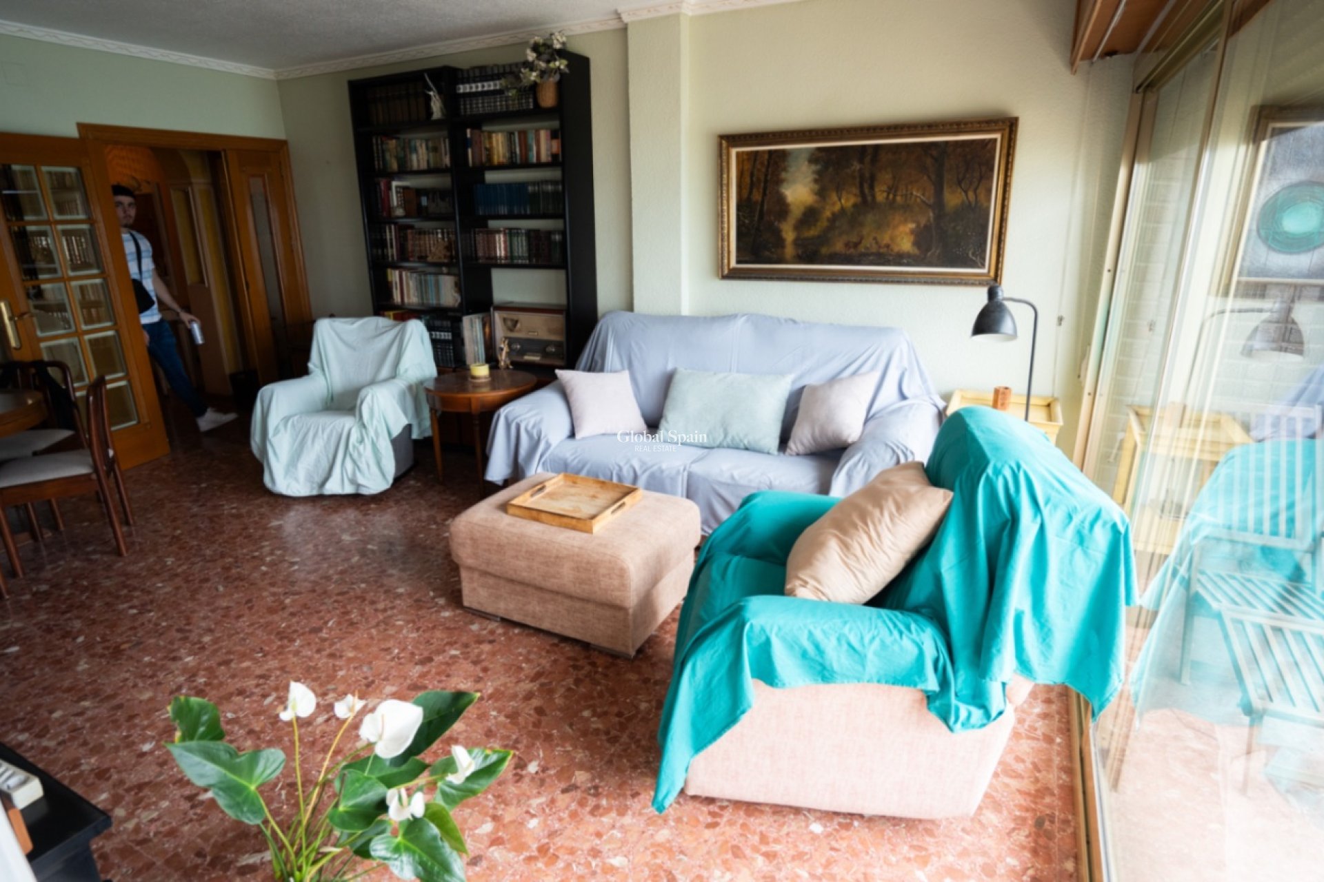 Odsprzedaż - MIESZKANIE -
TORREVIEJA - 