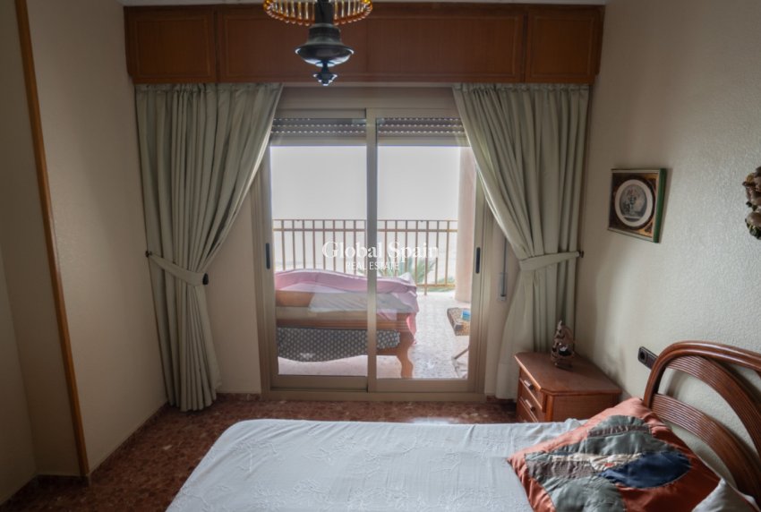 Odsprzedaż - MIESZKANIE -
TORREVIEJA - 