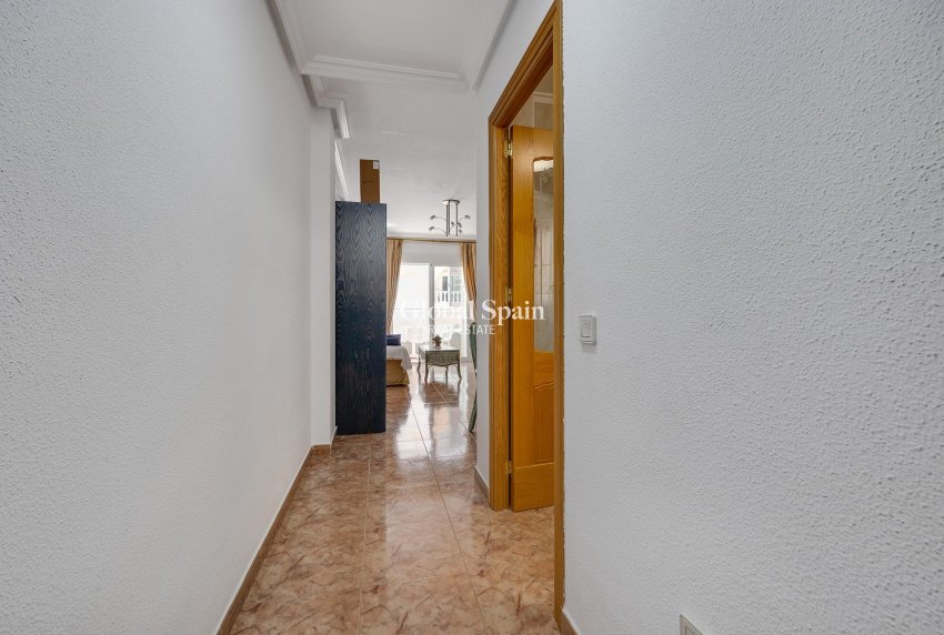 Odsprzedaż - MIESZKANIE -
TORREVIEJA - 