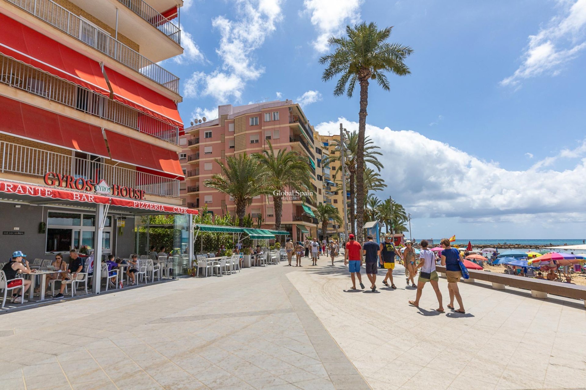 Odsprzedaż - MIESZKANIE -
TORREVIEJA - 