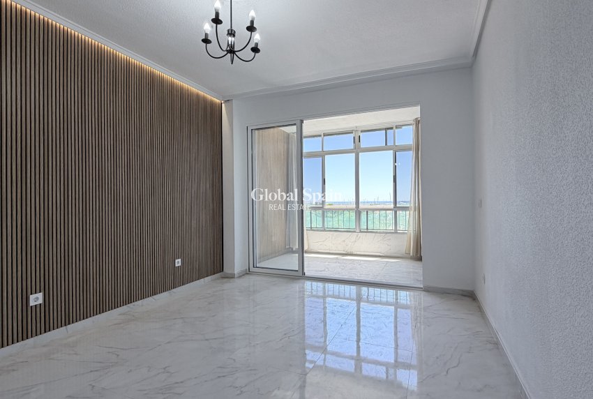 Odsprzedaż - MIESZKANIE -
TORREVIEJA - 