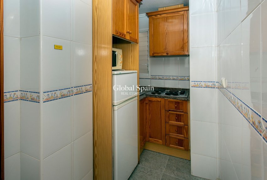 Odsprzedaż - MIESZKANIE -
TORREVIEJA - 