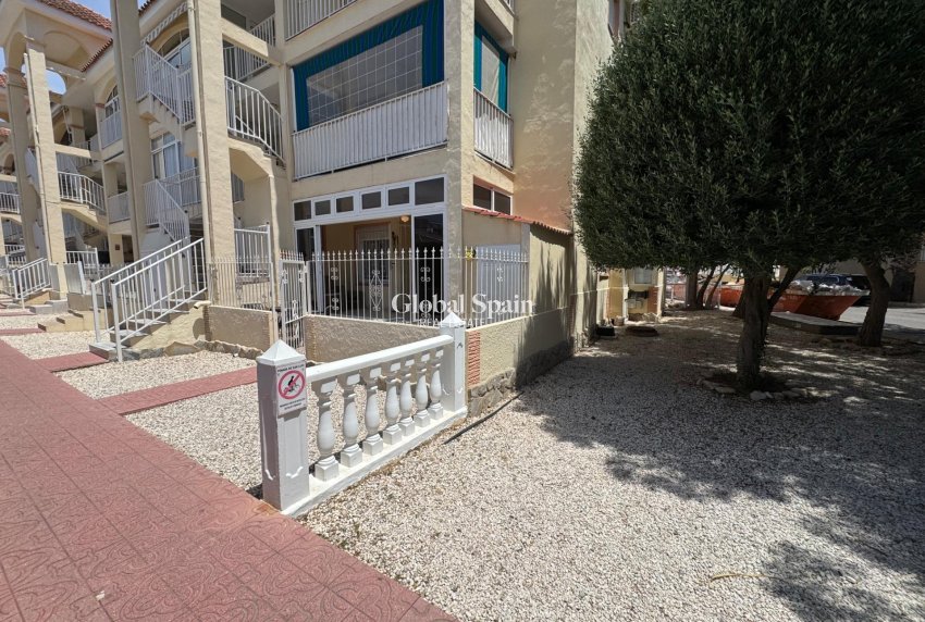 Odsprzedaż - MIESZKANIE -
TORREVIEJA - 