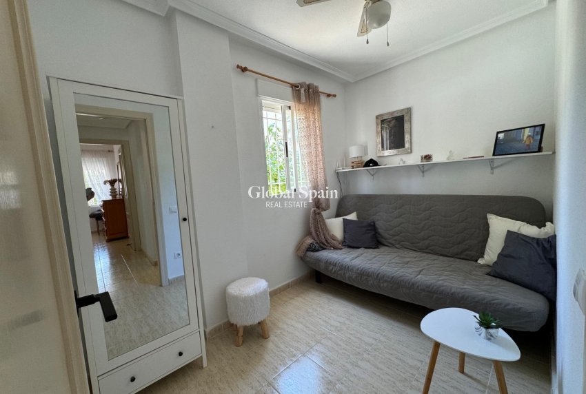 Odsprzedaż - MIESZKANIE -
TORREVIEJA - 