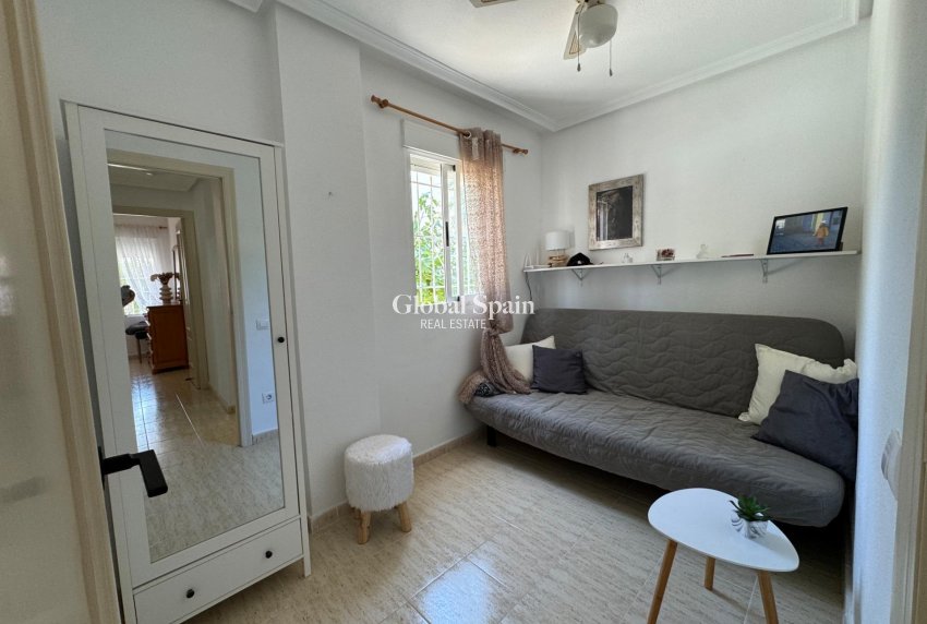 Odsprzedaż - MIESZKANIE -
TORREVIEJA - 