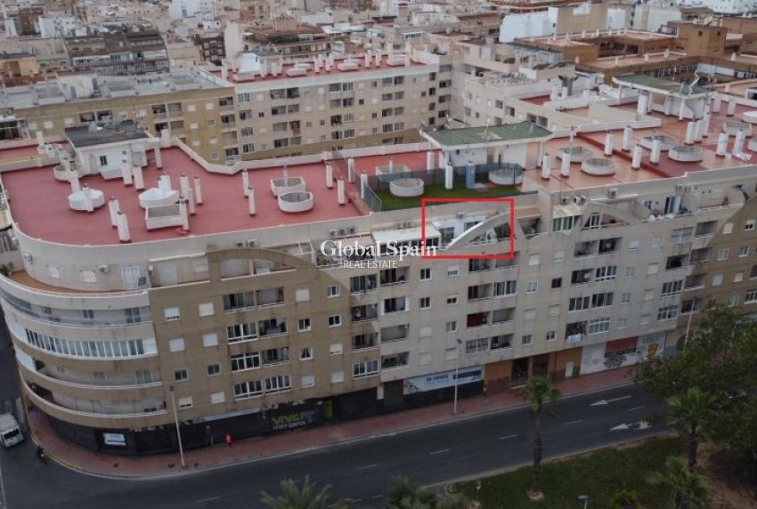 Odsprzedaż - MIESZKANIE -
TORREVIEJA - 