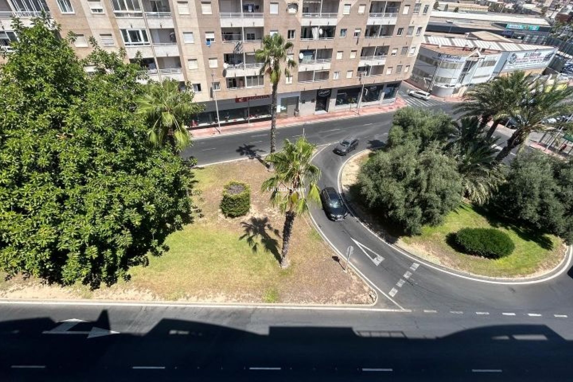 Odsprzedaż - MIESZKANIE -
TORREVIEJA - 